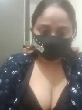 Snapshot of Noughty_Jasmin chatting on February 4, 6:03 pm Noughty Jasmin online show from February 4, 6:03 pm