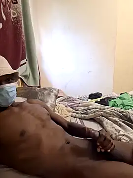 Snapshot of dark-hard-good chatting on March 28, 6:02 am dark-hard-good online show from March 28, 6:02 am