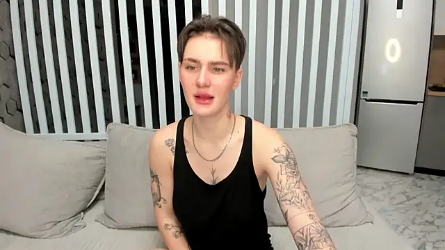 GildedSin online show from February 11, 7:57 am