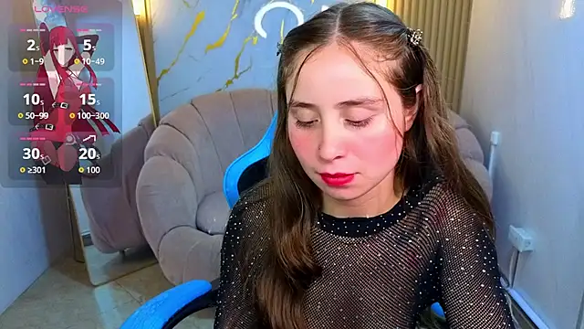 Snapshot of Ariana18_b chatting on April 2, 12:36 pm Ariana18 b online show from April 2, 12:36 pm