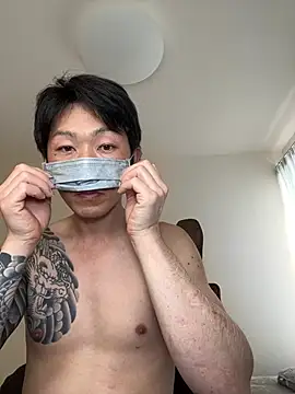 Snapshot of K0U-123 chatting on March 12, 7:03 am K0U-123 online show from March 12, 7:03 am