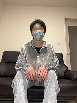 Snapshot of K0U-123 chatting on March 15, 2:34 pm K0U-123 online show from March 15, 2:34 pm