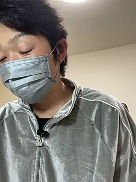 Snapshot of K0U-123 chatting on March 18, 1:14 pm K0U-123 online show from March 18, 1:14 pm