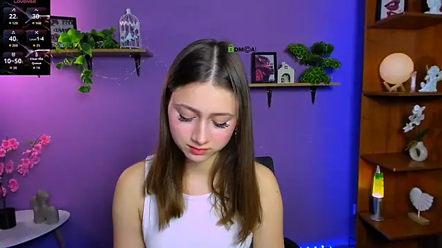 arianaa cat online show from May 19, 6:47 pm