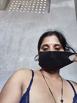 Snapshot of Sexy_khushi19 chatting on June 19, 11:14 am Sexy khushi19 online show from June 19, 11:14 am