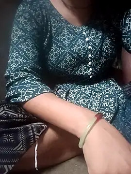 Annuhot143 online show from May 4, 4:30 am