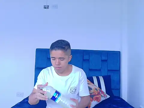 Jeickclark online show from February 12, 2:34 pm