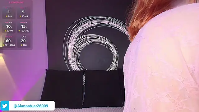 AlannaViera online show from May 16, 11:53 am