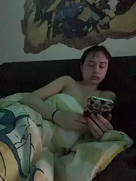 Just-Lilly online show from April 1, 2:23 am