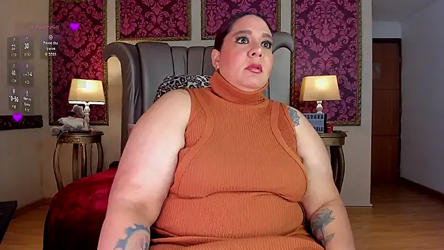 Snapshot of SilvanaBombshell chatting on March 24, 12:21 pm SilvanaBombshell online show from March 24, 12:21 pm