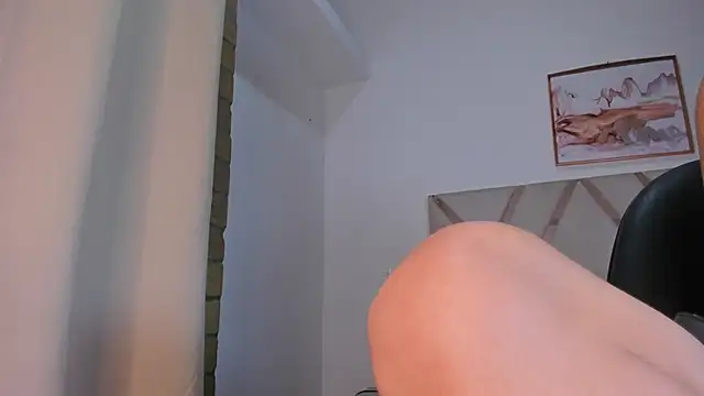 Lucia velez online show from March 28, 1:38 am