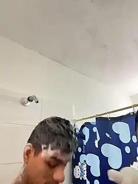 foxxy and lion online show from February 4, 10:04 pm