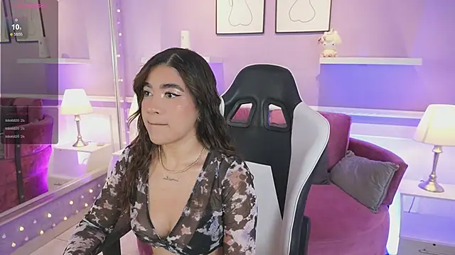 IvyGrabes online show from March 28, 7:24 pm