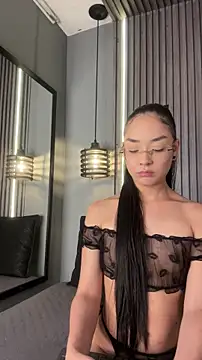 Mialarouse online show from May 16, 1:02 am