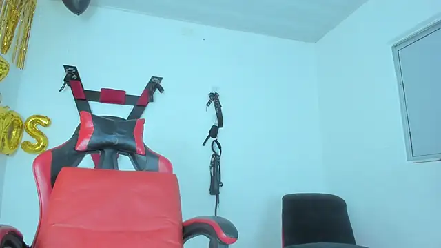 Steven and Camilo18 online show from February 5, 11:37 am