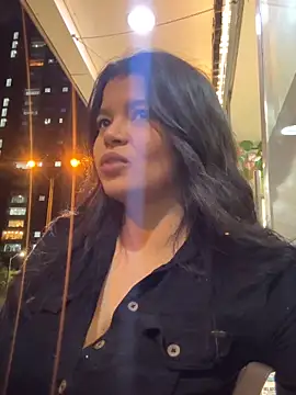 moonhelen online show from March 2, 2:36 am