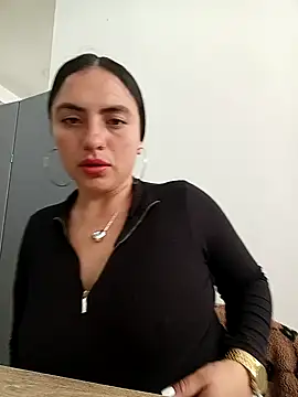 DANIELA 08- online show from February 7, 1:15 pm