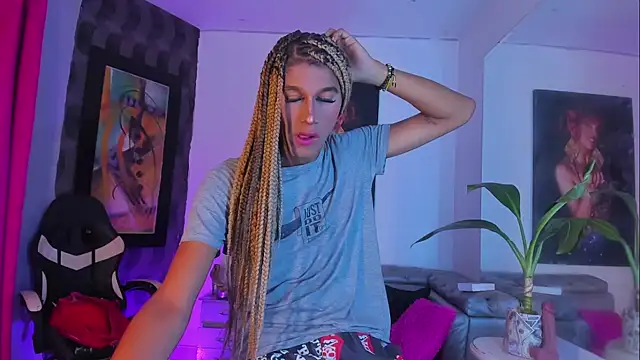 Ciara HotTs online show from May 12, 11:29 am