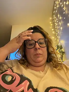 JasmineGlow7 online show from May 17, 9:55 pm