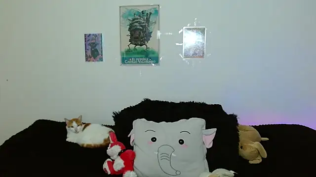 Snapshot of miadavisXXX chatting on April 1, 7:55 pm miadavisXXX online show from April 1, 7:55 pm