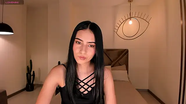 LucieMartin online show from May 9, 7:41 pm
