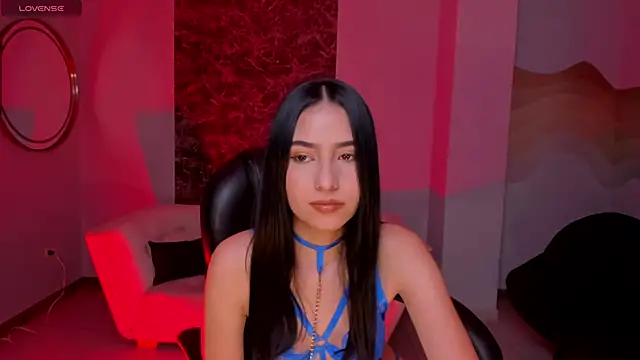 LucieMartin online show from May 13, 8:38 pm