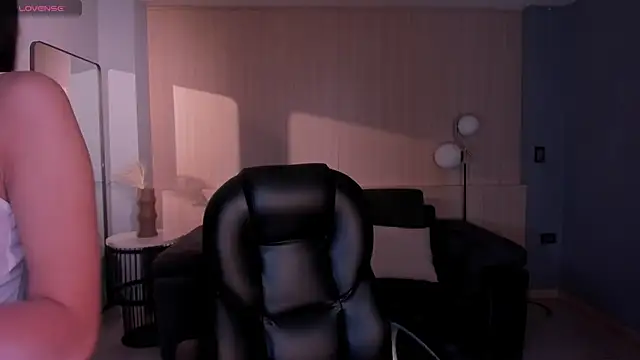 LucieMartin online show from May 17, 11:28 am