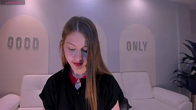 IsabellaMorettiX online show from May 8, 3:56 am