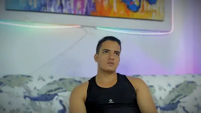 Snapshot of jhon_nicolas chatting on March 13, 9:32 pm jhon nicolas online show from March 13, 9:32 pm