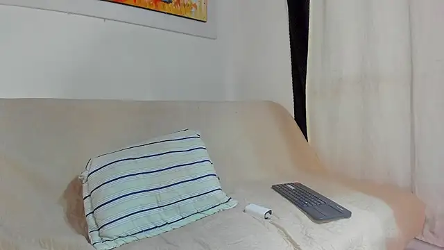 Snapshot of jhon_nicolas chatting on March 26, 10:04 pm jhon nicolas online show from March 26, 10:04 pm