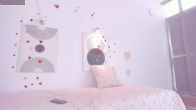 Snapshot of paulina_soul chatting on March 11, 3:29 pm paulina soul online show from March 11, 3:29 pm