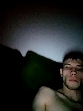 Snapshot of MalyHelikopter1234 chatting on February 5, 12:15 am MalyHelikopter1234 online show from February 5, 12:15 am