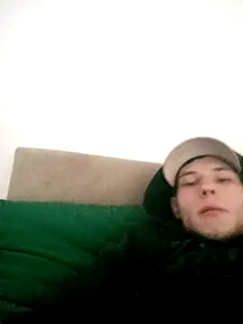 Snapshot of MalyHelikopter1234 chatting on February 22, 10:25 am MalyHelikopter1234 online show from February 22, 10:25 am