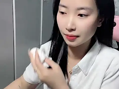 Snapshot of Linne6789 chatting on March 8, 5:50 pm Linne6789 online show from March 8, 5:50 pm