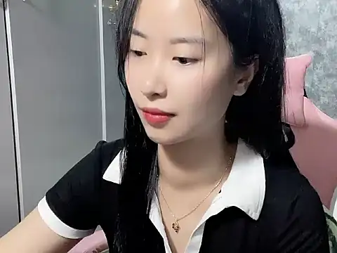 Snapshot of Linne6789 chatting on March 9, 5:55 am Linne6789 online show from March 9, 5:55 am