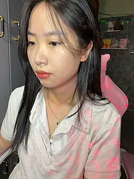 Linne6789 online show from May 3, 2:45 pm