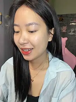 Linne6789 online show from May 5, 3:36 am