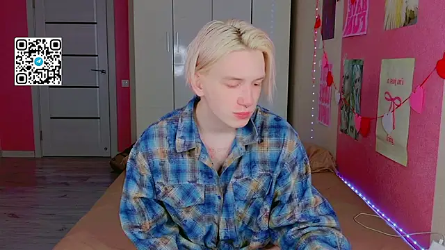 Snapshot of Ron_Vilss chatting on March 13, 12:50 am Ron Vilss online show from March 13, 12:50 am