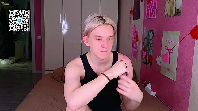 Snapshot of Ron_Vilss chatting on March 27, 5:24 am Ron Vilss online show from March 27, 5:24 am