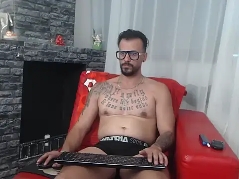 RyanxCole online show from June 23, 12:25 pm