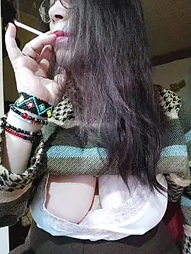 Love Tina4ever online show from February 2, 5:50 am