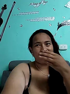 Snapshot of BustySexy_Nataly chatting on March 7, 4:20 am BustySexy Nataly online show from March 7, 4:20 am