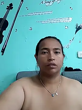 Snapshot of BustySexy_Nataly chatting on March 9, 10:25 pm BustySexy Nataly online show from March 9, 10:25 pm