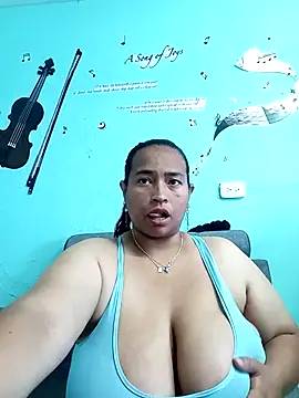Snapshot of BustySexy_Nataly chatting on April 2, 3:09 pm BustySexy Nataly online show from April 2, 3:09 pm