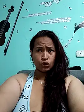 Snapshot of BustySexy_Nataly chatting on April 8, 8:03 am BustySexy Nataly online show from April 8, 8:03 am