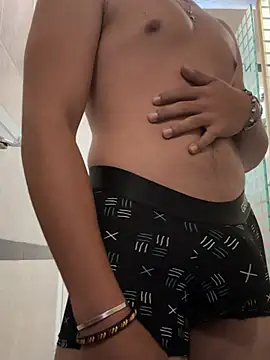 Snapshot of hottest_marut chatting on March 18, 6:33 pm hottest marut online show from March 18, 6:33 pm