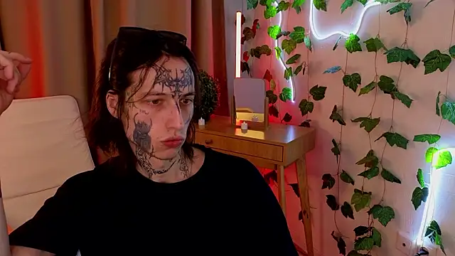 Snapshot of swagamee chatting on March 26, 2:55 pm swagamee online show from March 26, 2:55 pm