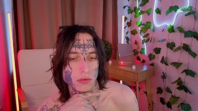 Snapshot of swagamee chatting on March 28, 2:49 pm swagamee online show from March 28, 2:49 pm