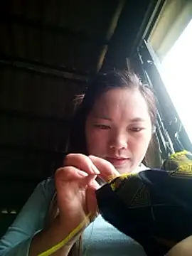 cute-hiphop online show from March 27, 1:22 am