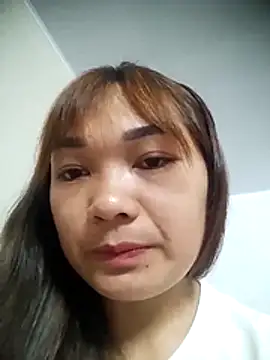 cute-hiphop online show from June 27, 4:12 pm